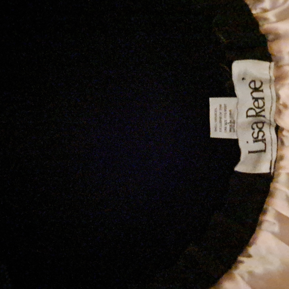 Lisa Rene gold hat - Picture 4 of 4